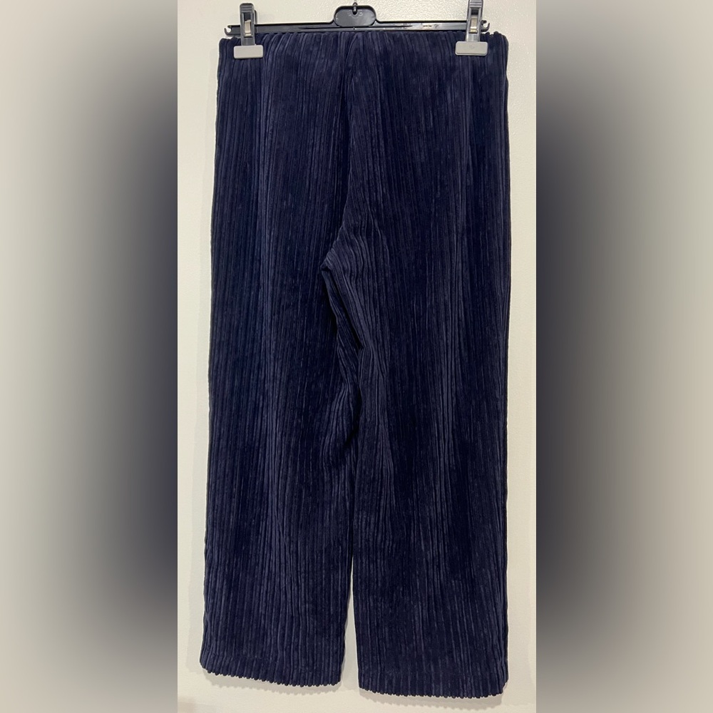 RIANI Midnight Blue Wideleg Corduroy Pant - +80% off! Size 10 US - Picture 3 of 4